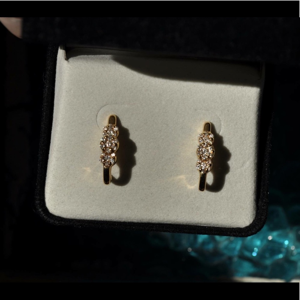 Diamond cluster earrings